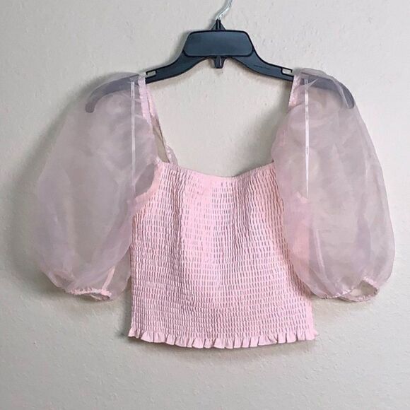 Puff Balloon Sleeve Smocked Crop Pink Top - Picture 1 of 7